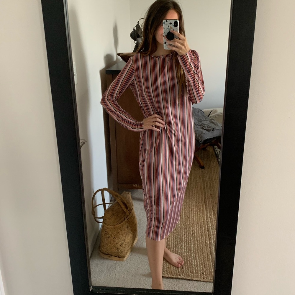 Zara Comfy 🎨 Colorful Striped Midi Dress